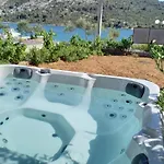 Mate 公寓 Vinišće