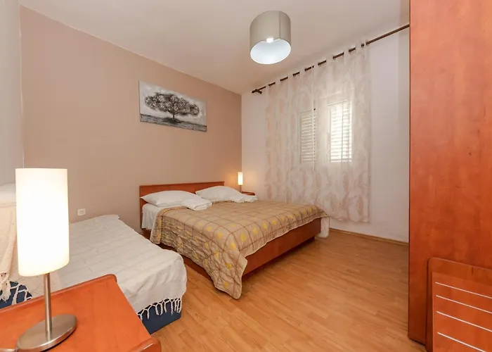 Mate Apartament Vinišće