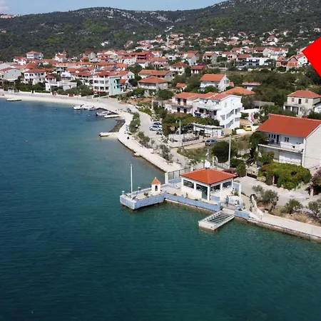 Mate Apartamento Vinišće