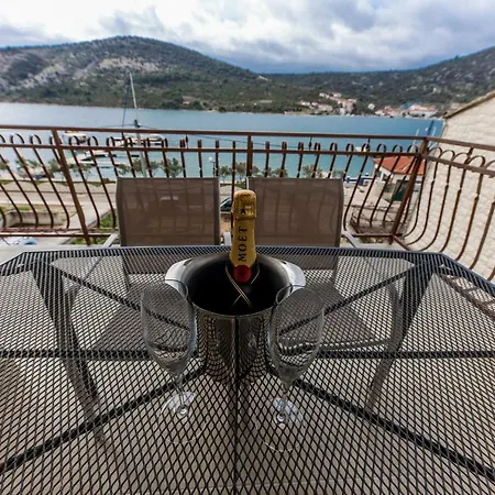 Mate Vinišće